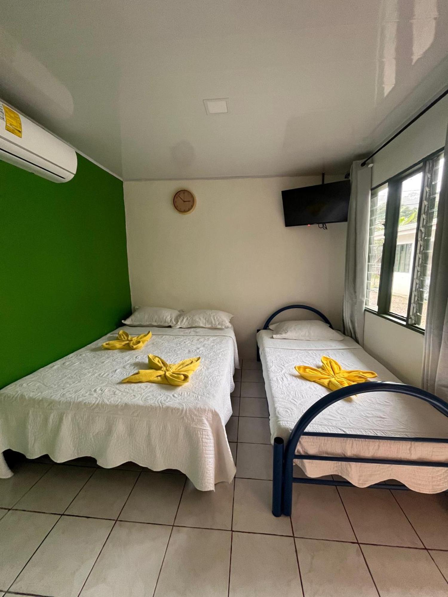 Cabinas Golfito Extérieur photo